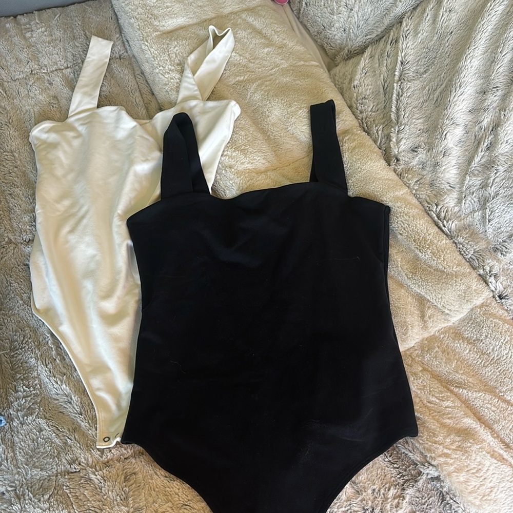 Bodysuit Abercrombie and Fitch size medium